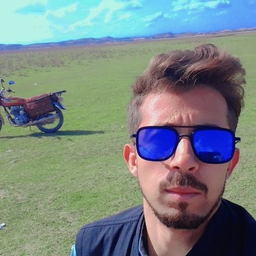 Yalniz Adam
